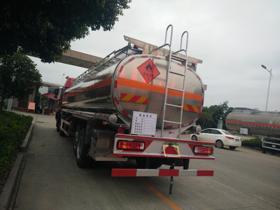 沙河欧曼前四后六25吨铝合金运油车 专业危险品运输解决方案